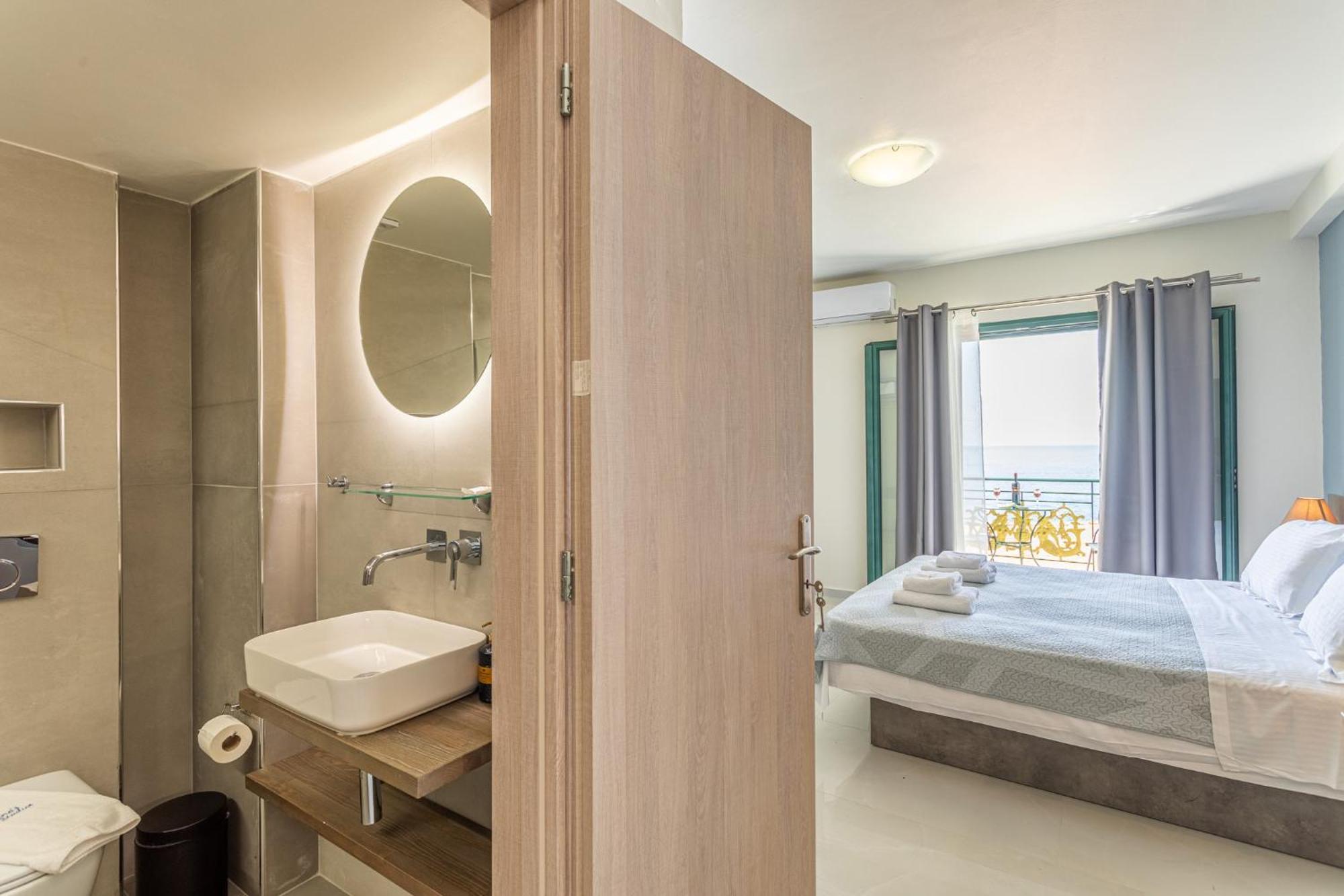 Marina Aparthotel Kardamyli Exterior foto