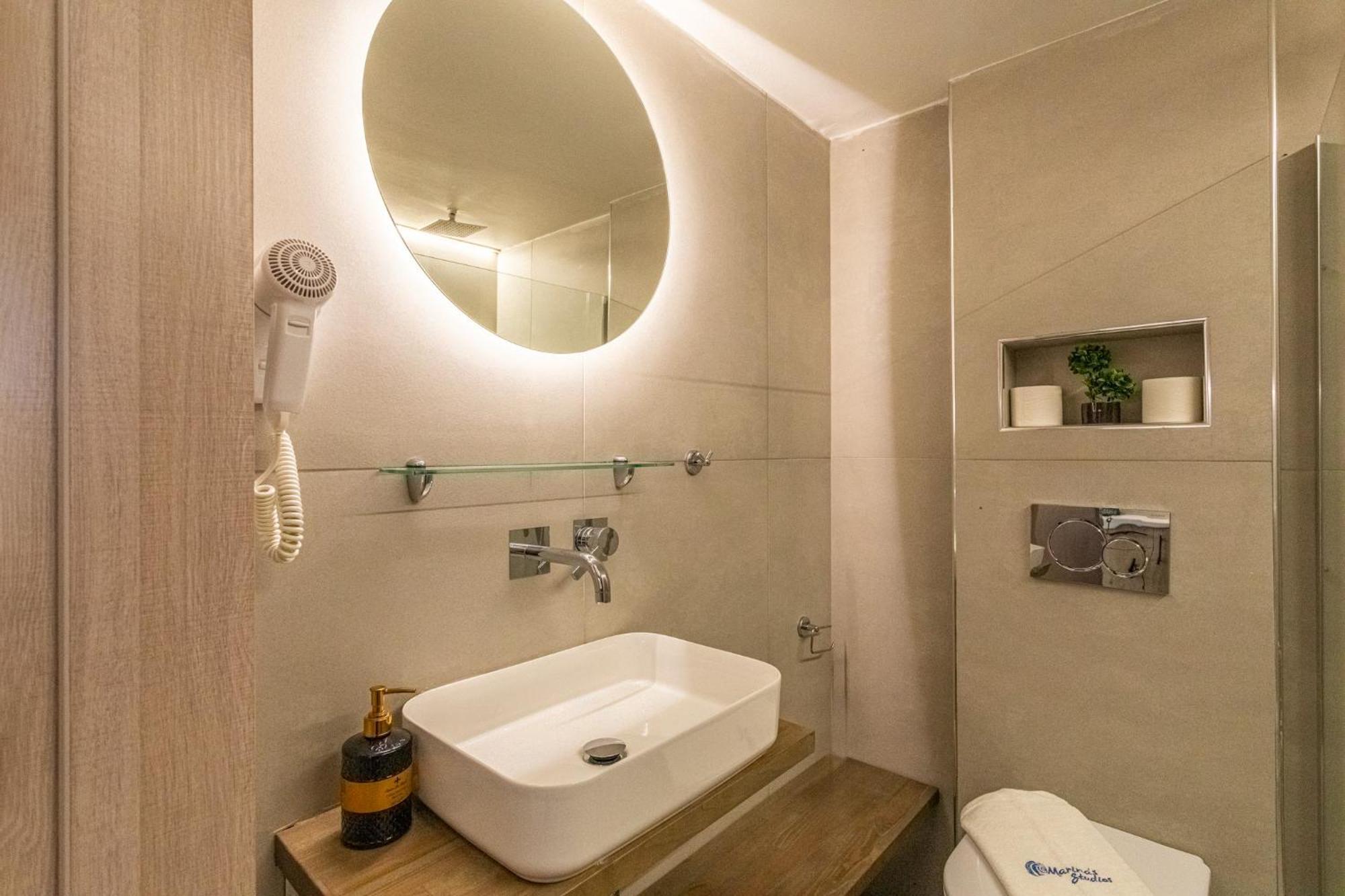 Marina Aparthotel Kardamyli Exterior foto